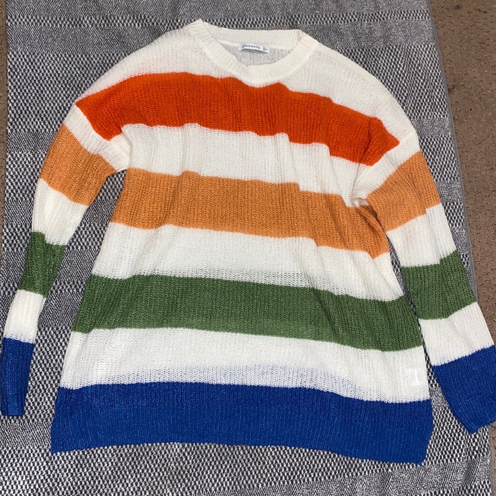 Staccato sweater